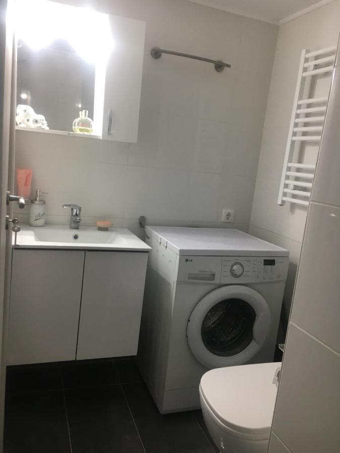 Home Sweet Home - 1 Bedroom Apartment เอเธนส์ ภายนอก รูปภาพ
