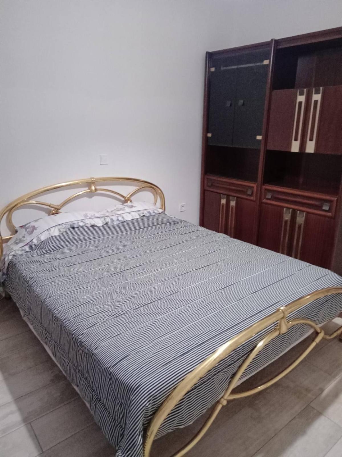 Home Sweet Home - 1 Bedroom Apartment เอเธนส์ ภายนอก รูปภาพ